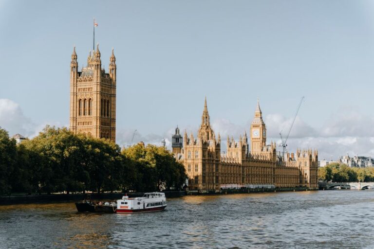 La police britannique ouvre une enquête sur les donations présumées non déclarées au Parti réformiste