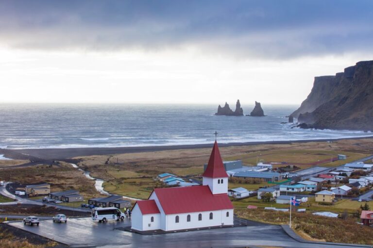 Iceland Steps Back from EU Membership Discussions in Symbolic Rebuff to Brussels