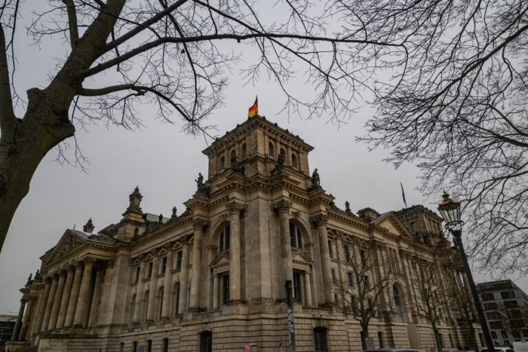 L’alliance AfD d’un maire allemand met sous pression la politique de « barrage » de Merz