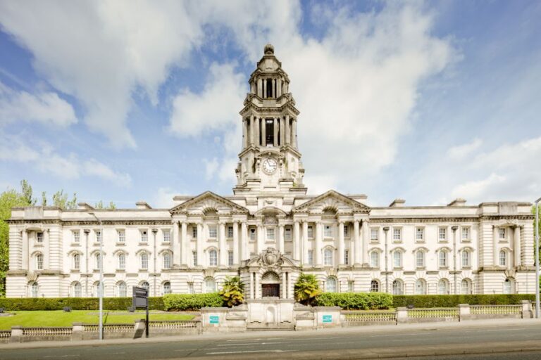 Labour Retains Greater Manchester Mayoralty as Bev Craig Succeeds Andy Burnham