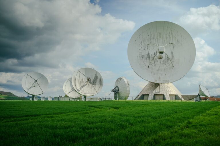 La dépendance de l’Ukraine à Starlink suscite des inquiétudes après des informations sur des restrictions